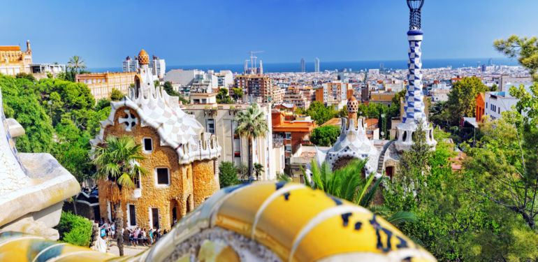 Nejkrásnější trasa Barcelonou. Kombinujte všechny způsoby dopravy