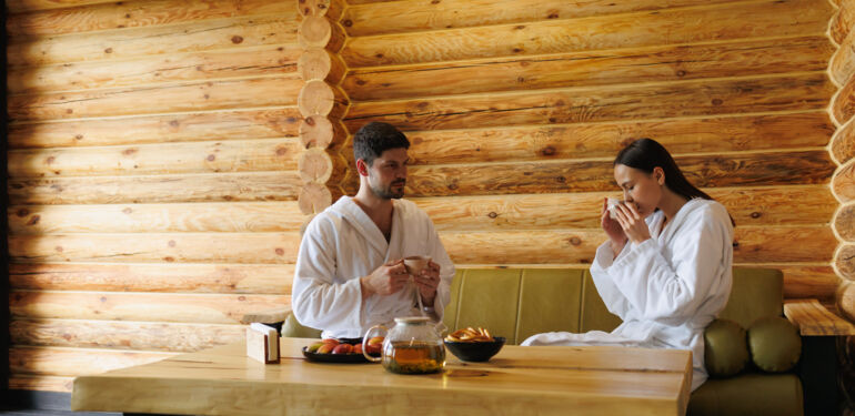 Užijte si podzimní wellness v Česku a na Slovensku: Navštivte termály, saunové světy a pivní lázně
