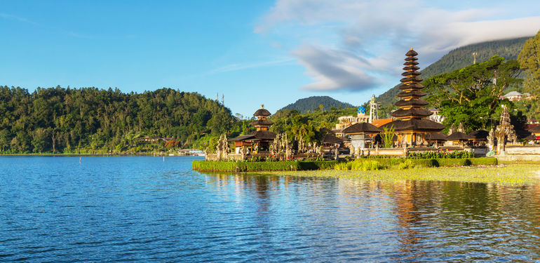 Bali se chce zaměřit na bohatší klientelu: Turisty budou filtrovat