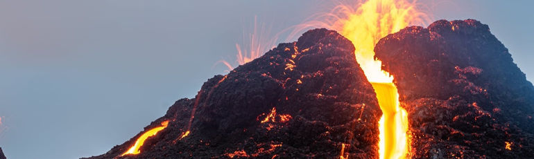Sopka Fagradalsfjall se probudila k životu. Islanďané si k ní udělali turistickou stezku