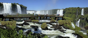 Největší a nejkrásnější jsou vodopády Iguacu v Jižní Americe