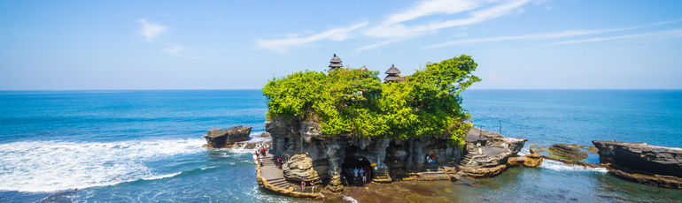 Cesta na Bali bude od roku 2024 spojena s turistickým poplatkem