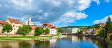 Kouzelná jarní krajina láká. Kam směřovat výlety a víkendové pobyty?