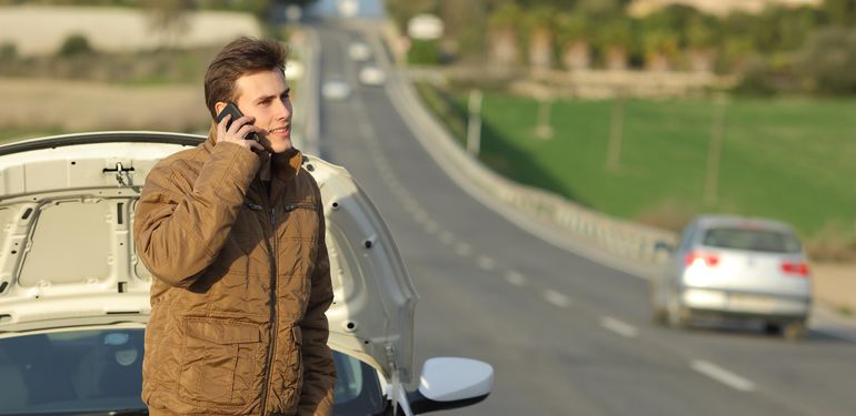 Dovolená automobilem se může prodražit. Proč nepodceňovat kvalitní asistenční službu?