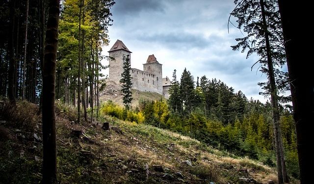 Strašidelné hrady a zámky České republiky