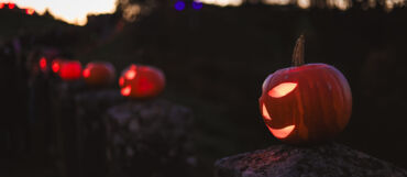 Romantika i adrenalinový Halloween na českých hradech a v zámeckých zahradách: Tipy na víkendové výlety