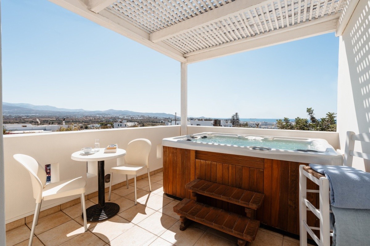 Mitos Suites