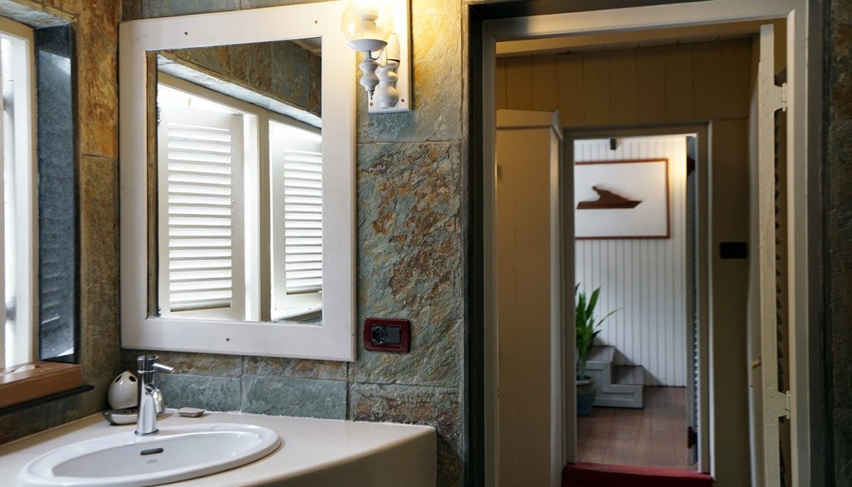 Nika Island Resort