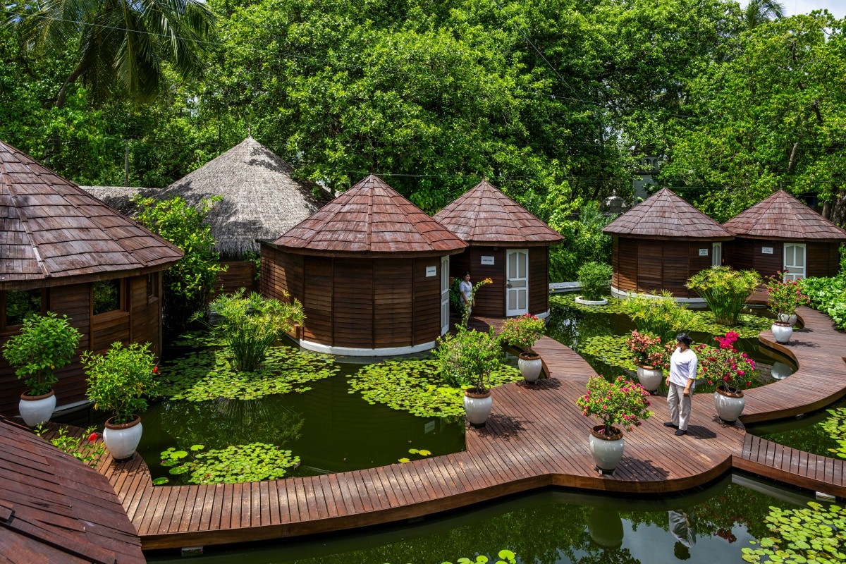 Nika Island Resort
