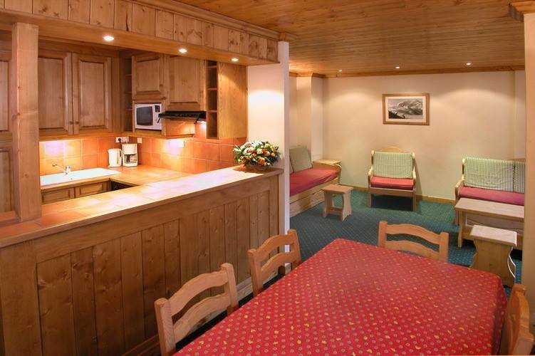 Alpina Lodge