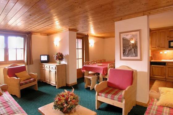 Alpina Lodge