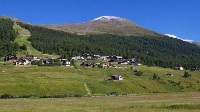 Alpen Village