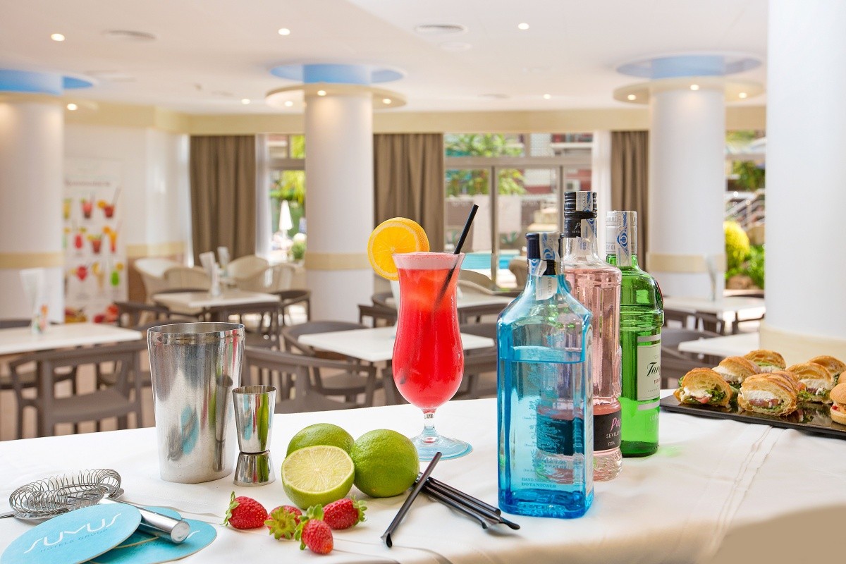 Sumus Hotel Monteplaya