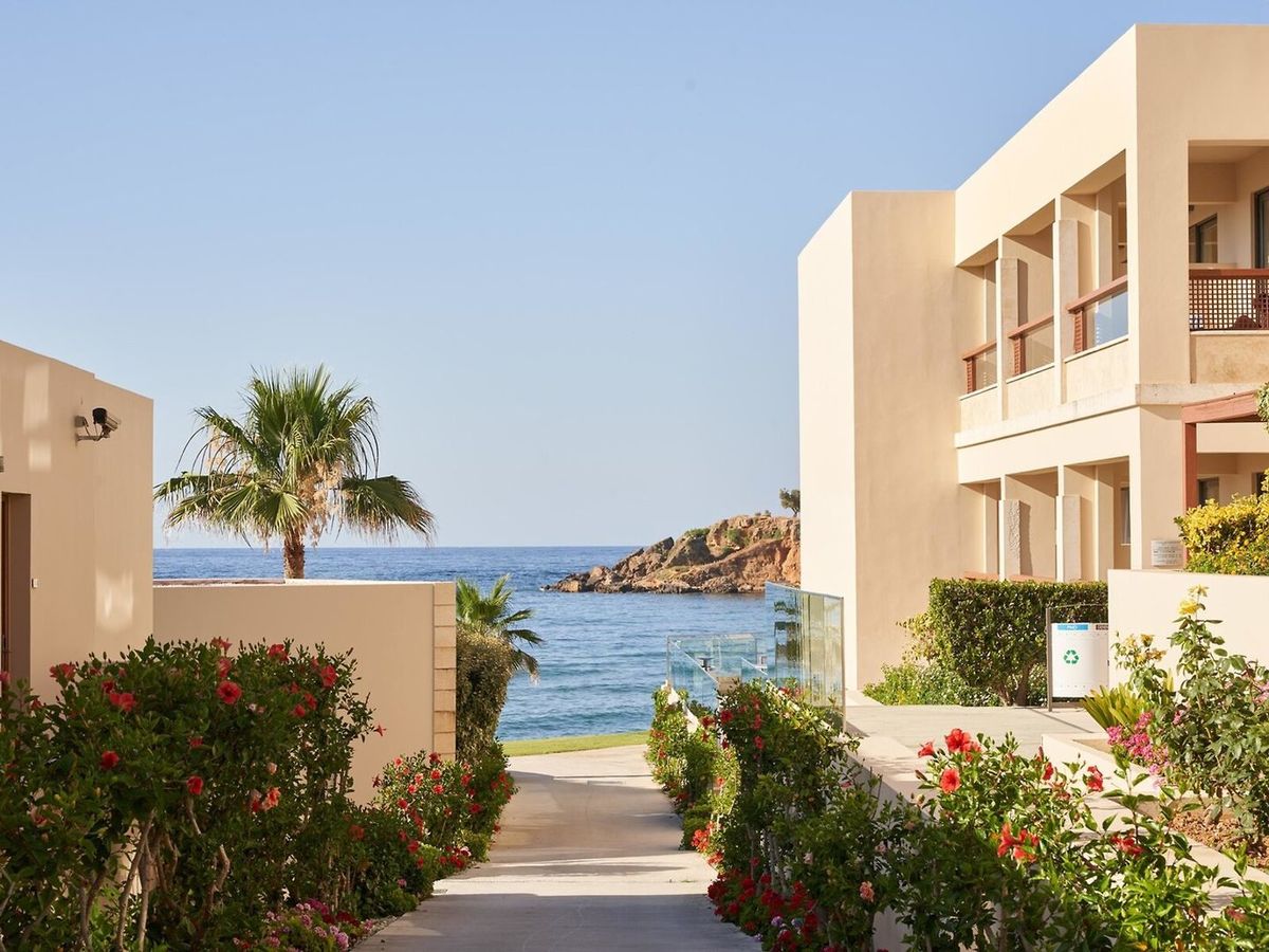 Atlantica Kalliston Resort