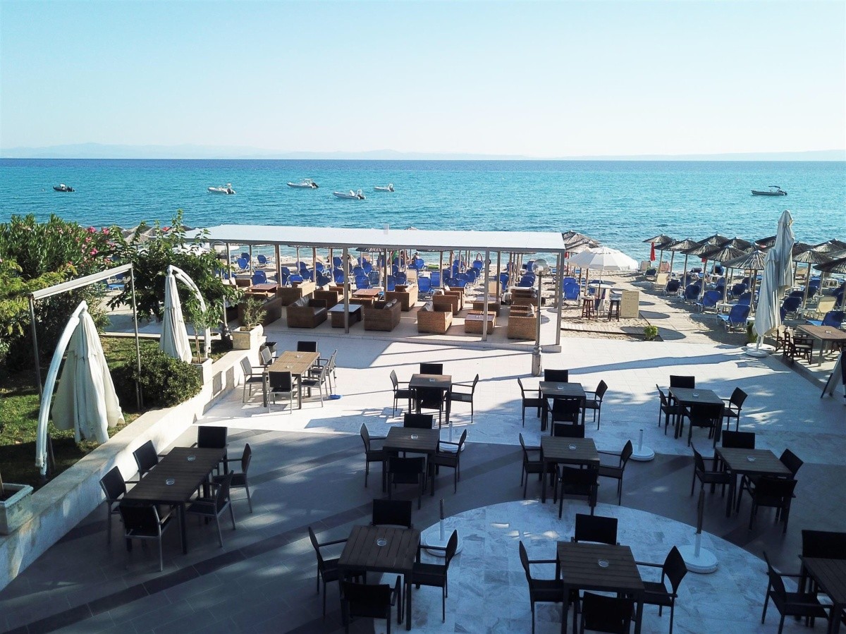 Naias Beach