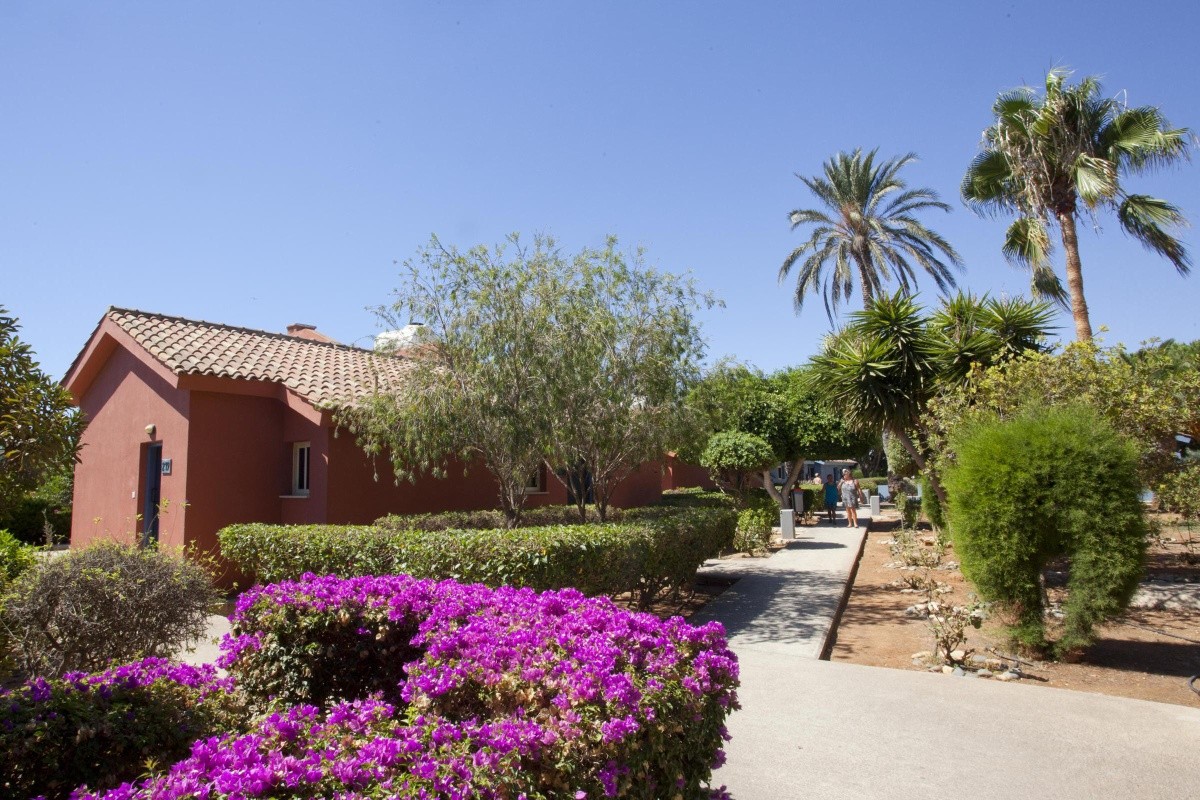 Makronisos Village Club