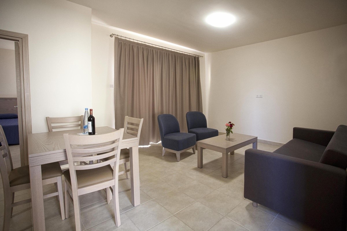 Makronisos Village Club