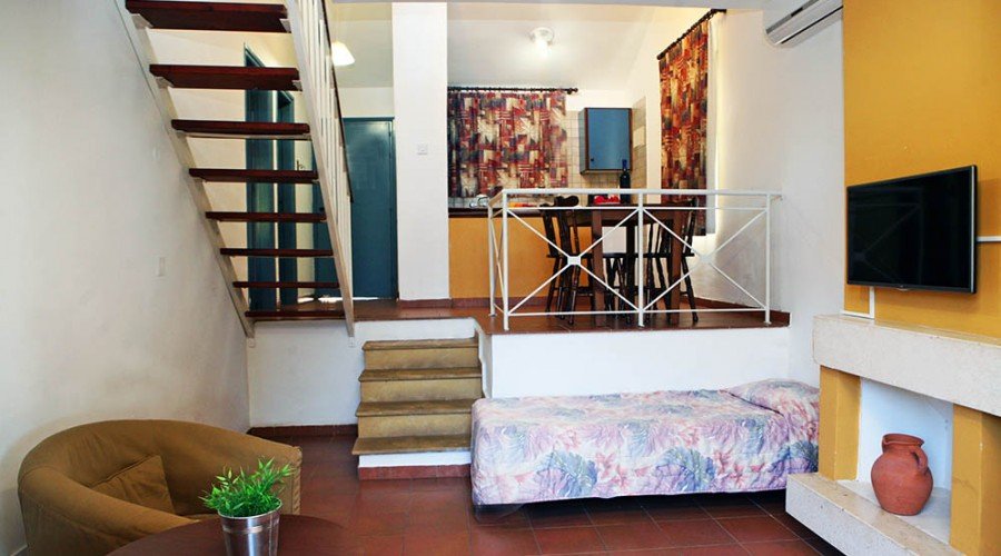 Makronisos Village Club
