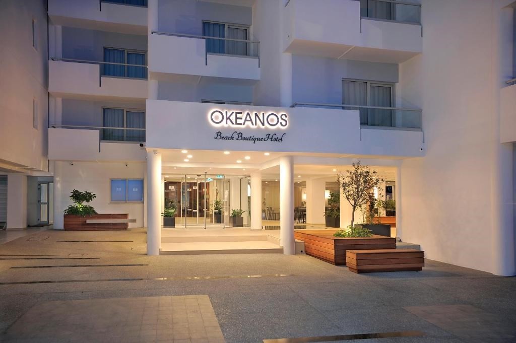 Okeanos Beach