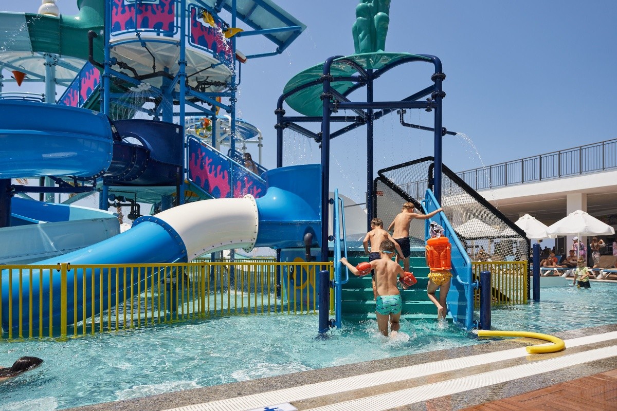 Vikingen Infinity Resort & Spa