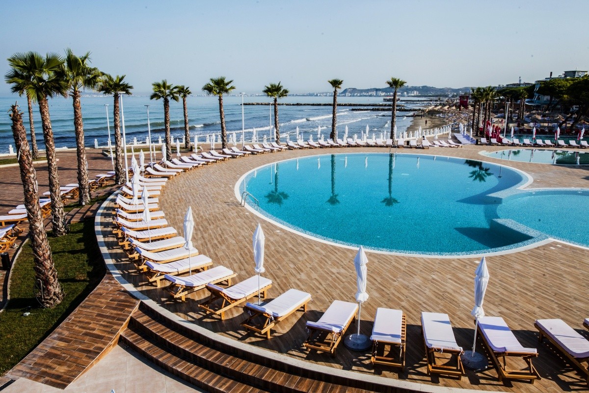 Prestige Resort & Aquapark