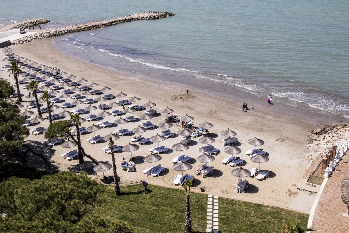 Prestige Resort