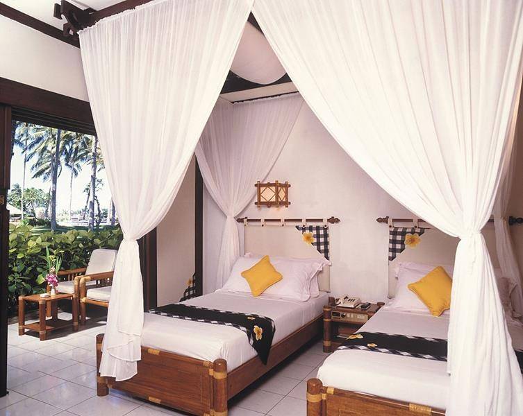 Candi Beach Resort & Spa