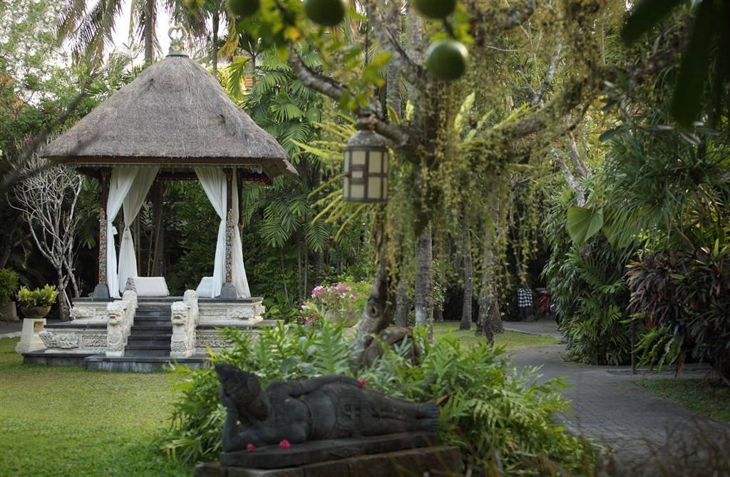 Puri Santrian Beach Resort & Spa