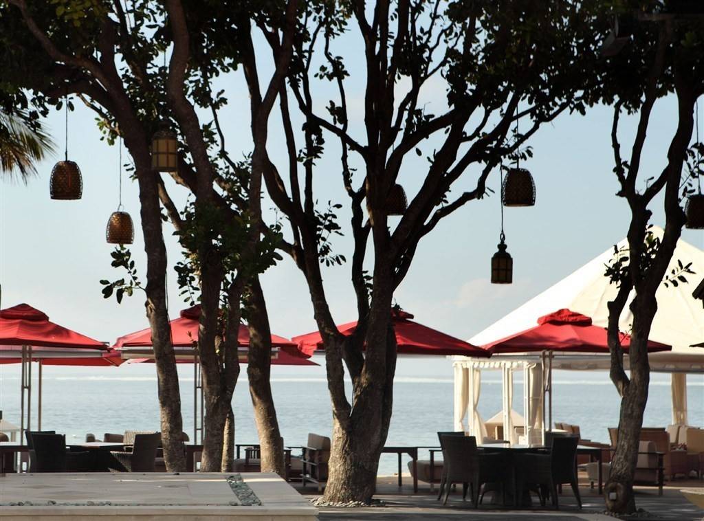 Puri Santrian Beach Resort & Spa