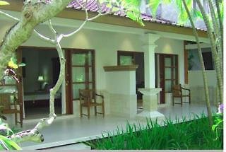 Bumi Ayu Bungalows