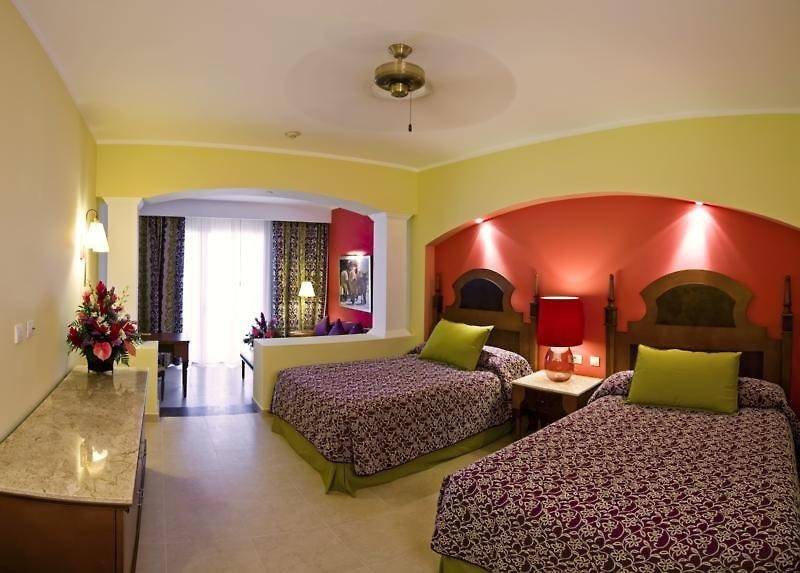 Iberostar Rose Hall Suites