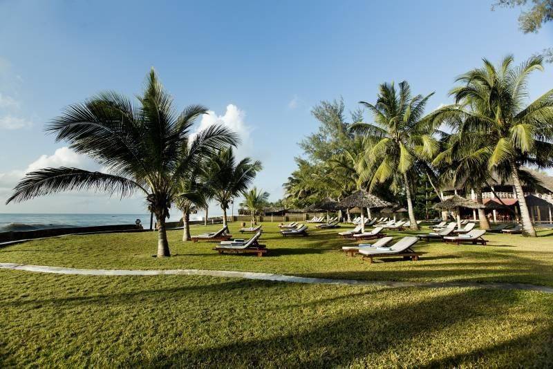Neptune Palm Beach Boutique Resort & Spa