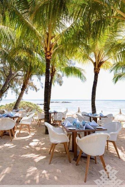 Paradis Beachcomber Golf Resort & Spa