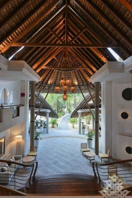 Paradis Beachcomber Golf Resort & Spa