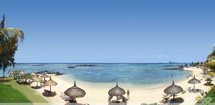 Paradis Beachcomber Golf Resort & Spa