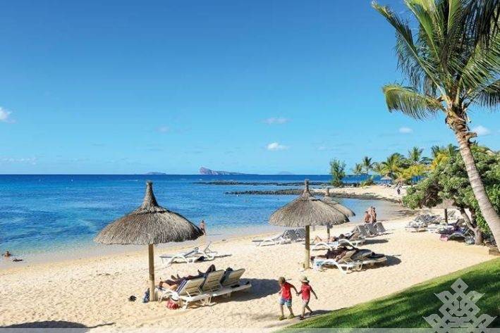 Paradis Beachcomber Golf Resort & Spa