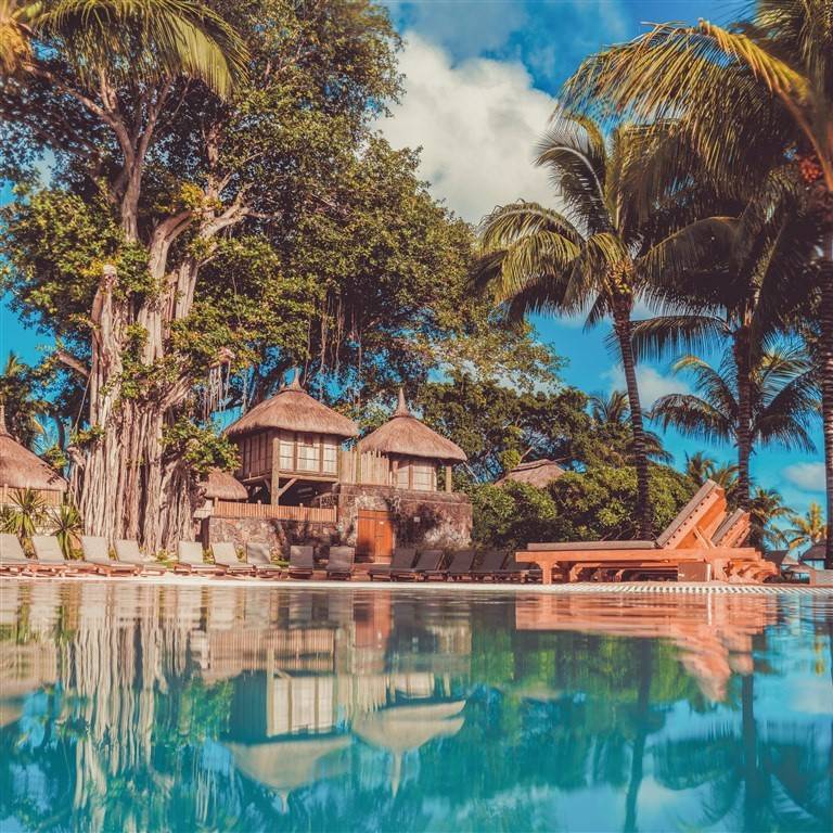 Paradis Beachcomber Golf Resort & Spa