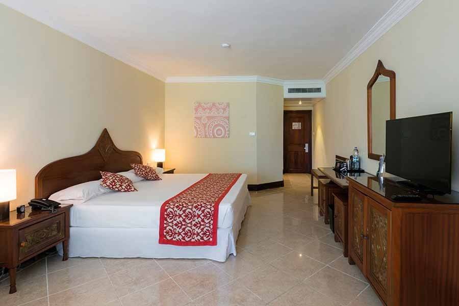 Riu Turquoise