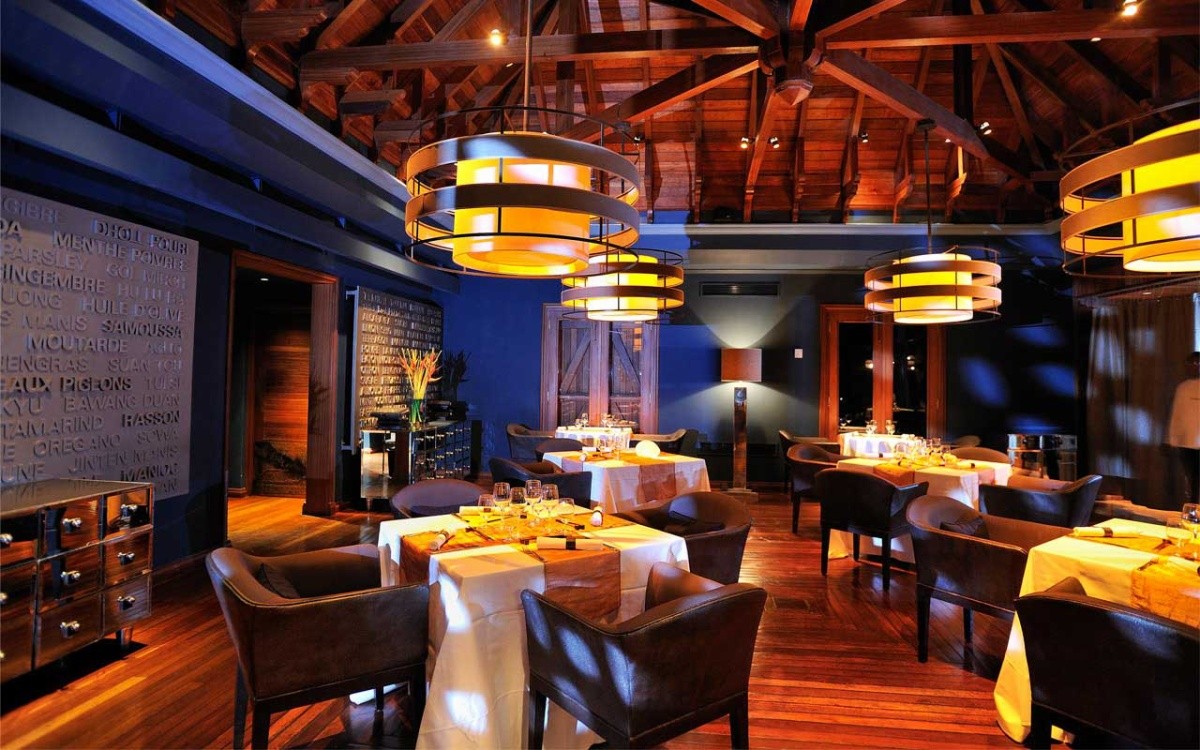 Maradiva Villas Resort & Spa