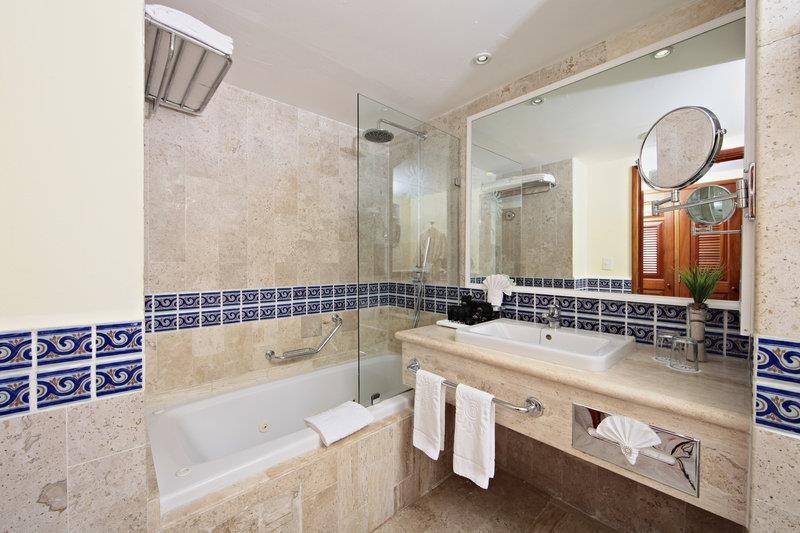 Bahia Principe Luxury Akumal
