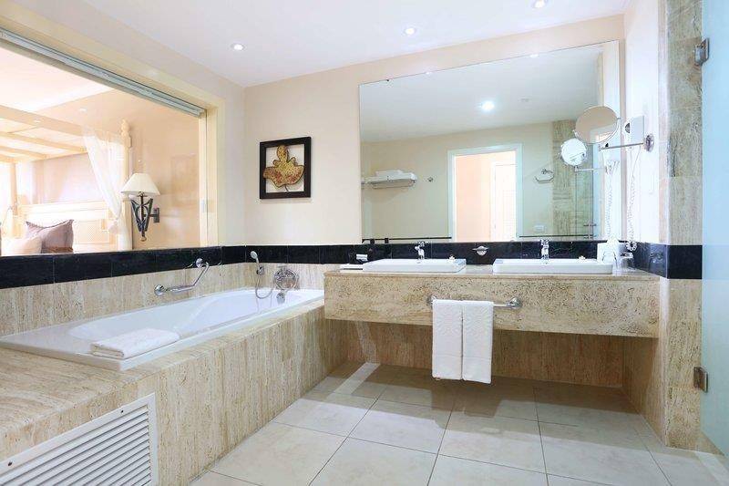 Bahia Principe Luxury Akumal