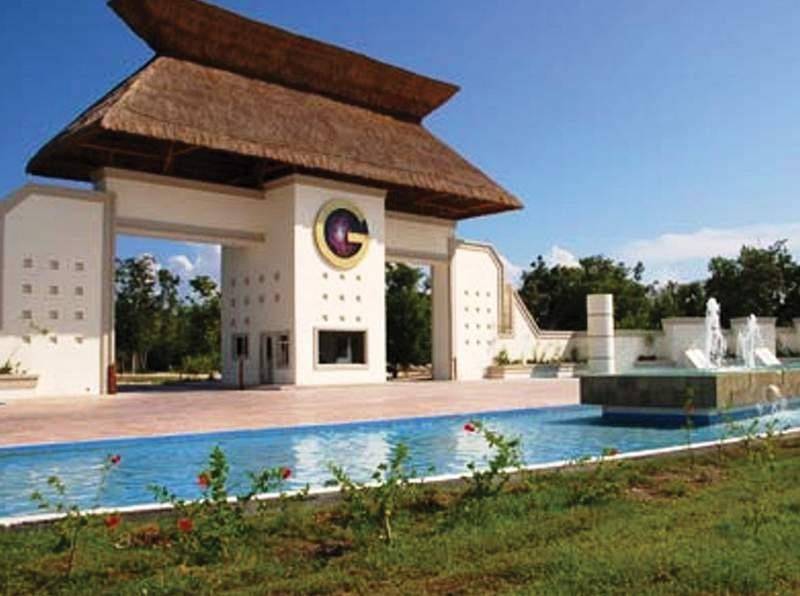 Bluebay Grand Esmeralda