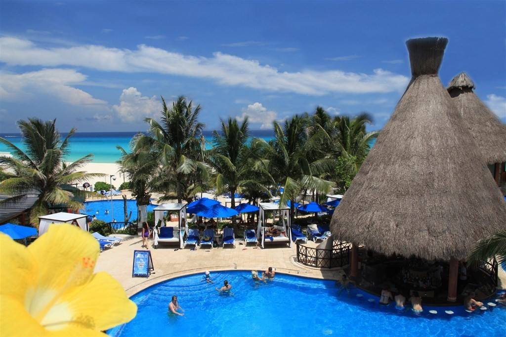 The Reef Playacar Resort & Spa