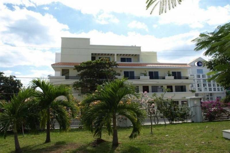 El Campanario  & Estudios