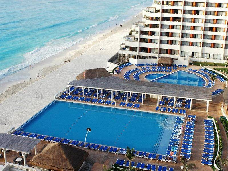 Crown Paradise Club Resort