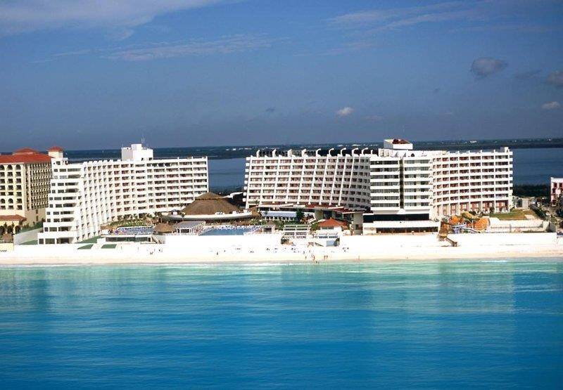 Crown Paradise Club Resort