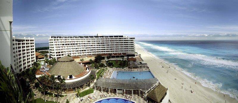 Crown Paradise Club Resort