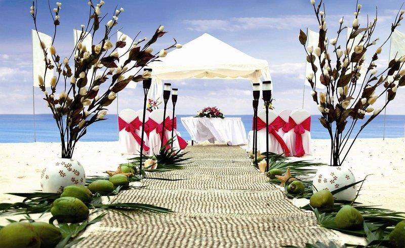 Crown Paradise Club Resort