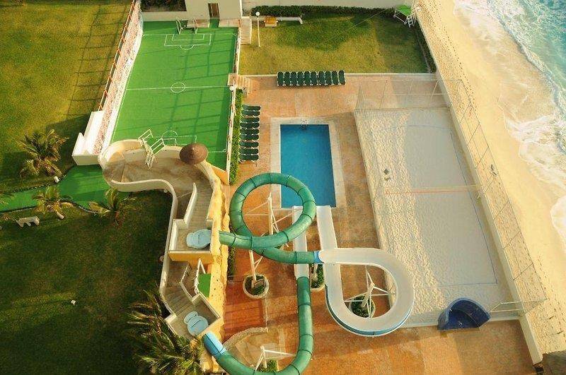 Crown Paradise Club Resort