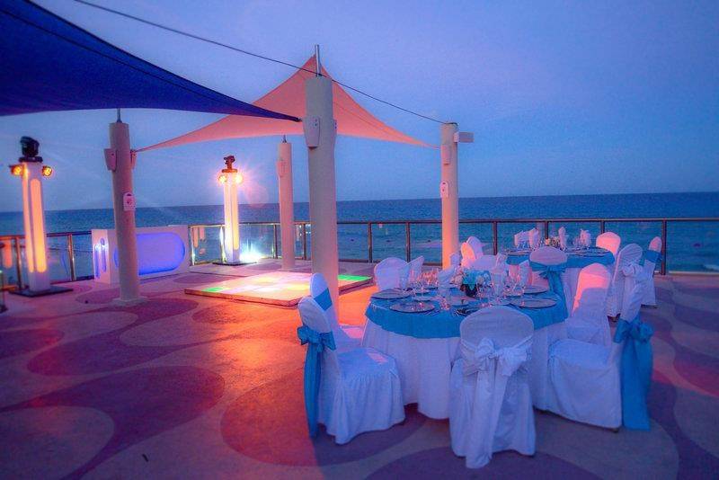Crown Paradise Club Resort
